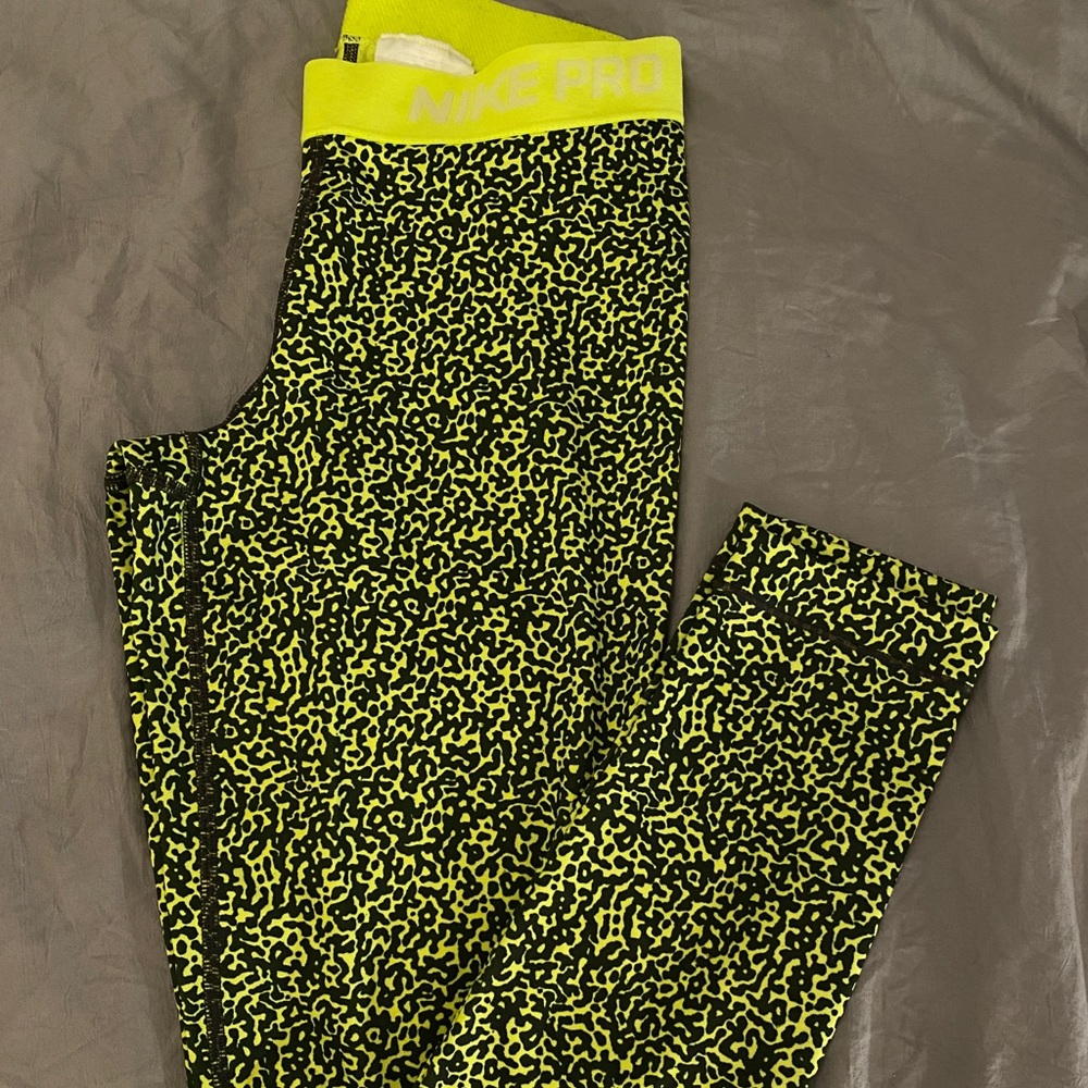 Nike pro leggings